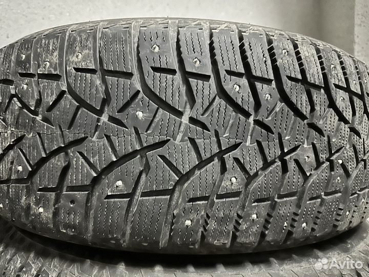 Bridgestone Blizzak Spike-02 265/60 R18
