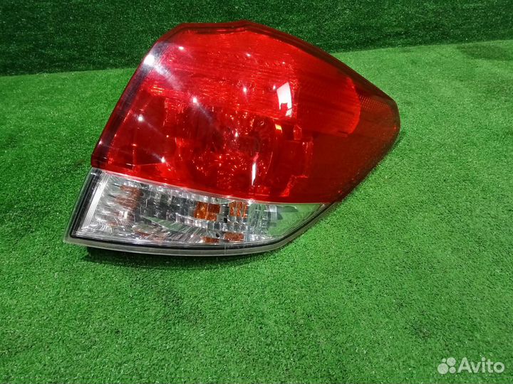 Фонарь задний правый Subaru Legacy Outback BRF