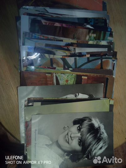 Открытки с артистами и певцами