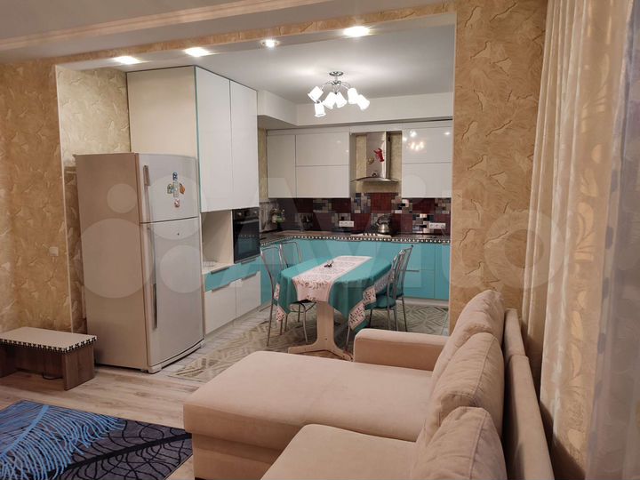 2-к. квартира, 68 м², 9/10 эт.