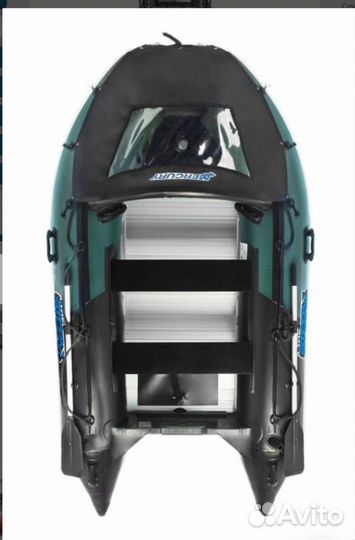 Лодка в броне