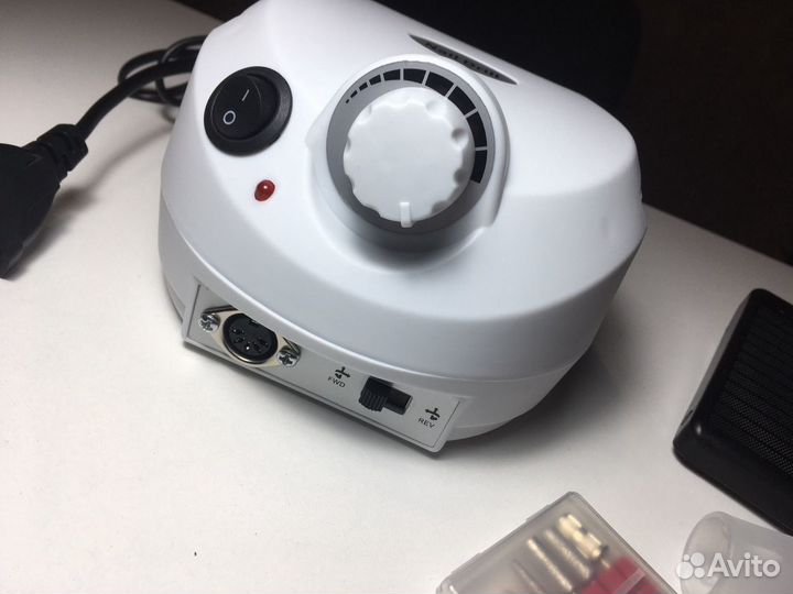 Аппарат для маникюра белый