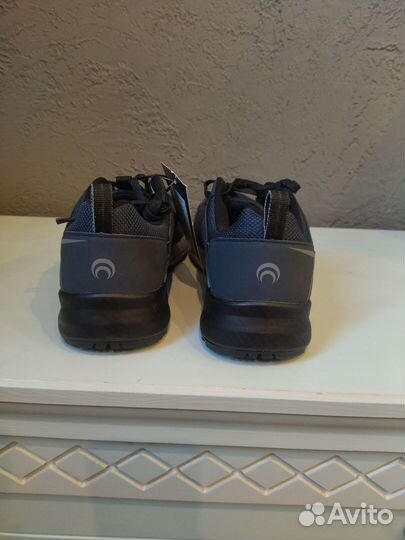 Кроссовки outventure новые