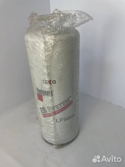 Фильтр масляный Fleetguard LF9009