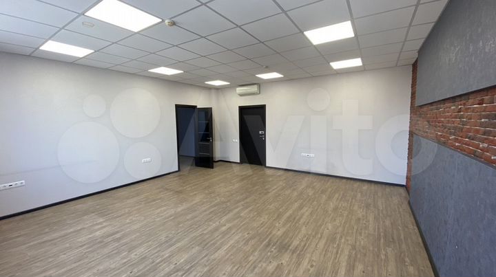 Офис, 55 м² (36+19) м2. Метро «Площадь Маркса»