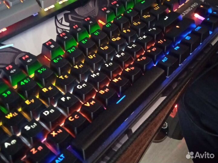 Игровая механическая клавиатура