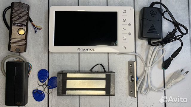 Видеодомофон в частный дом комплект