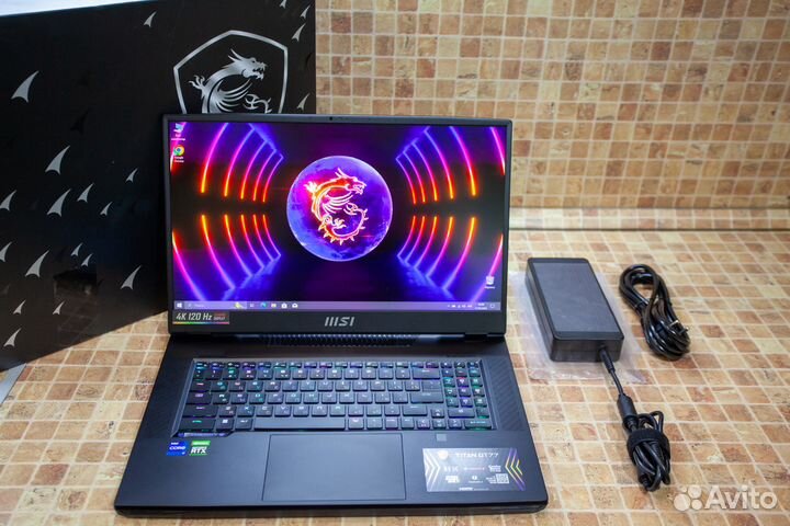 Msi Titan GT77 - 2TB/4K-120Hz / RTX 3070 Ti / 32GB