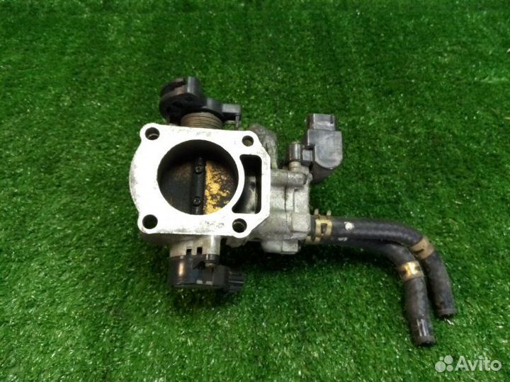 Дроссельная заслонка Toyota Mark 2 GX100 1GFE