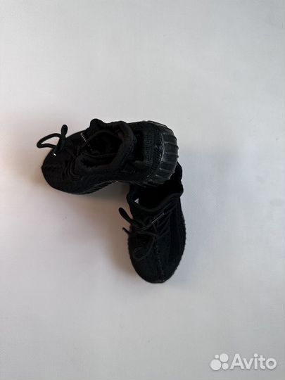 Кроссовки в стиле adidas yeezy 21.23