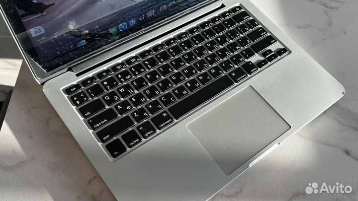 Apple MacBook Pro 13 A1502