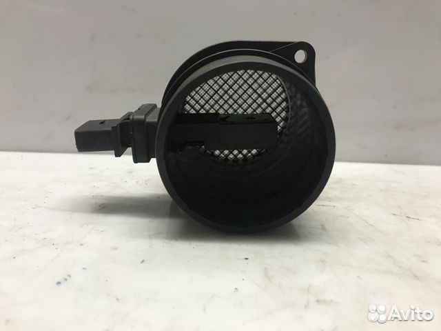 Расходомер воздуха Audi A4