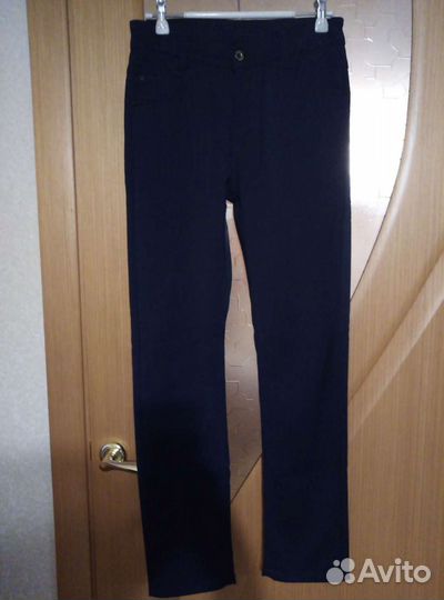 Брюки на мальчика новые