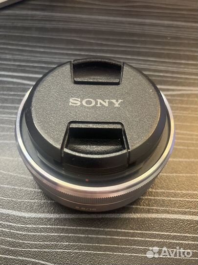 Объектив Sony E 16mm f/2.8