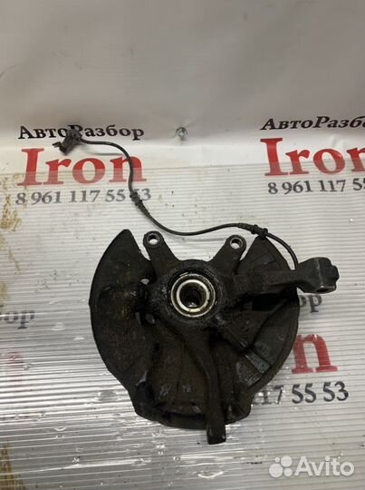 Кулак передний левый правый W168 a140 mercedes