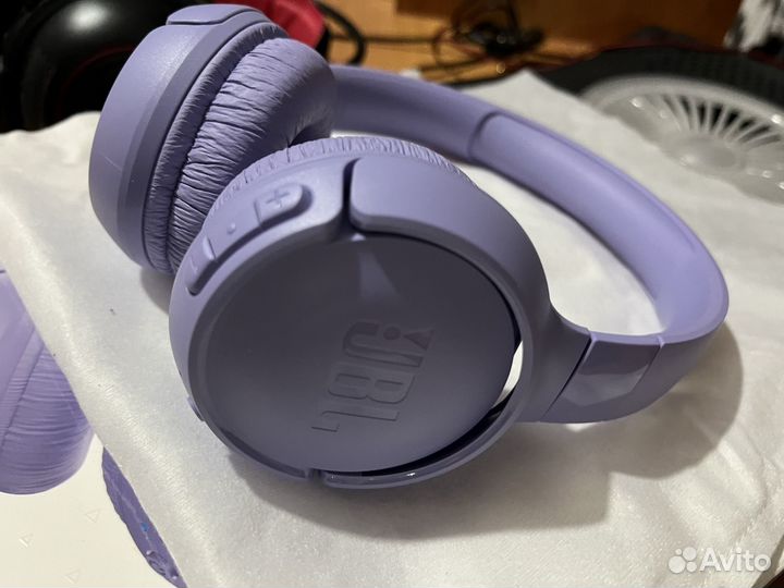 Беспроводные наушники jbl