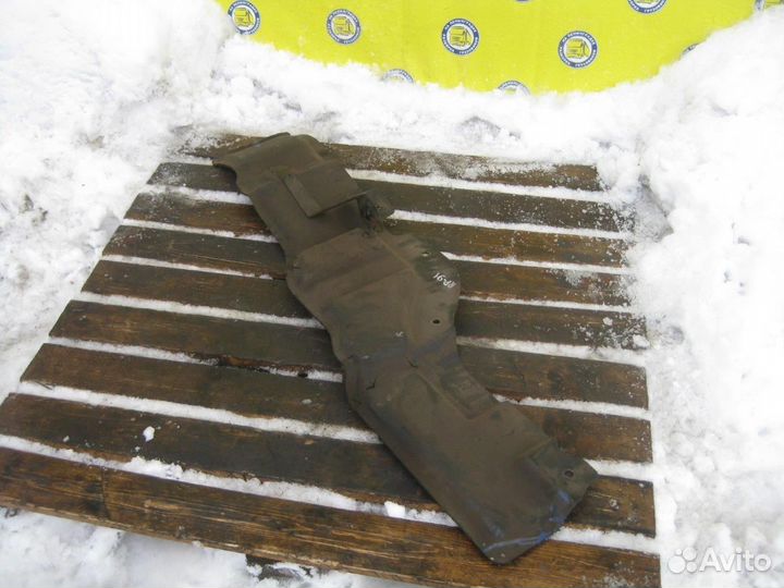 Шумоизоляция двс правая 5010226299 renault trucks