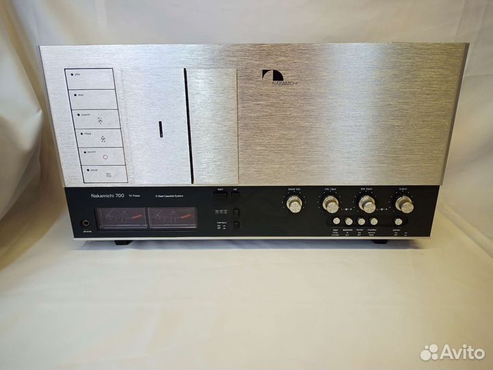 Кассетная дека Nakamichi 700