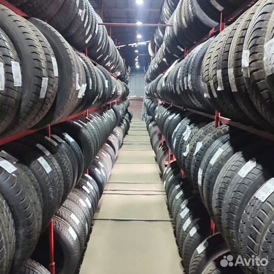Opera NEA-02 215/55 R17 93L