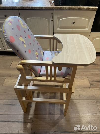 Стульчик для кормления