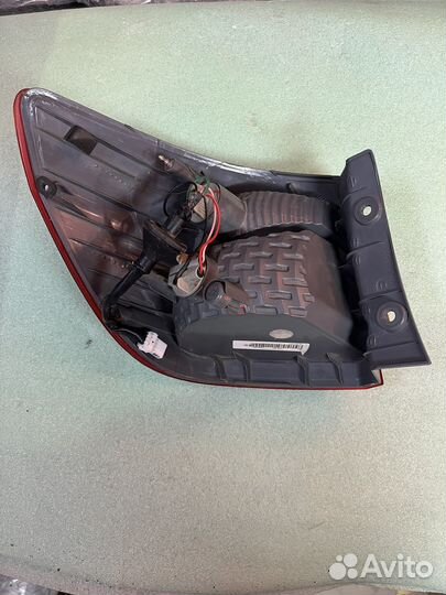 Фонарь левый и правый Kia Rio 3 хэтчбек дорестайл