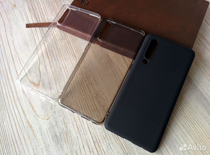 На Huawei P30 стекло чехол поклейка