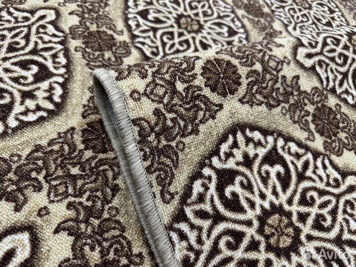 Палас на войлочной основе новый