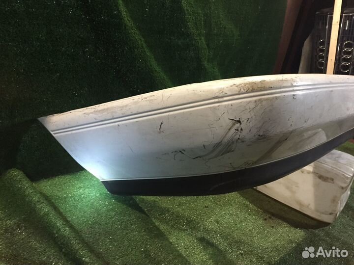 Бампер задний Nissan Sunny B13 Белый с усилителем