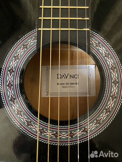 Акустическая гитара