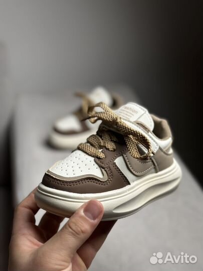 Детские кросовки 24-26-27-51