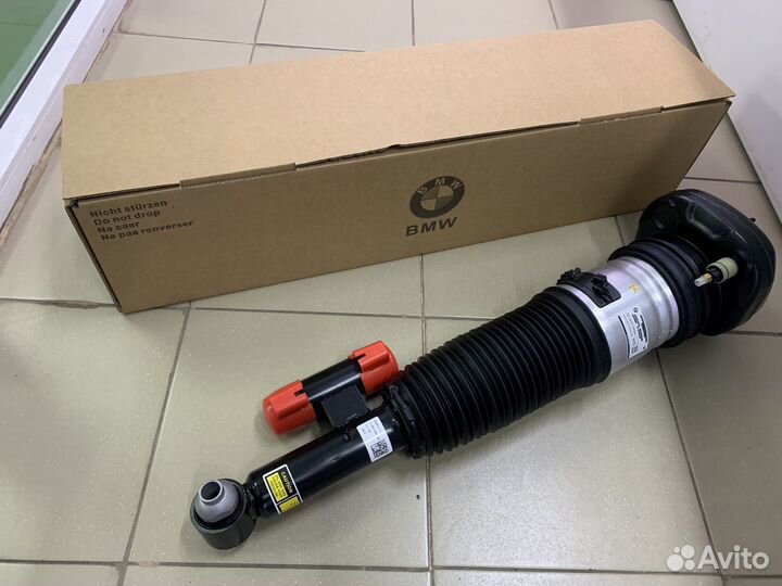 Пневмостойка задняя левая BMW 7 G12 37106874593