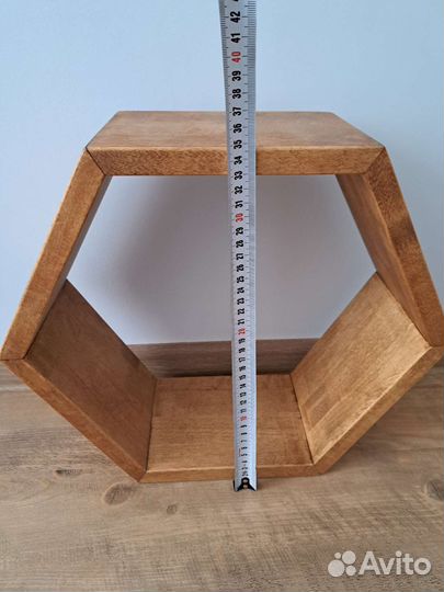 Полка насенная деревянная