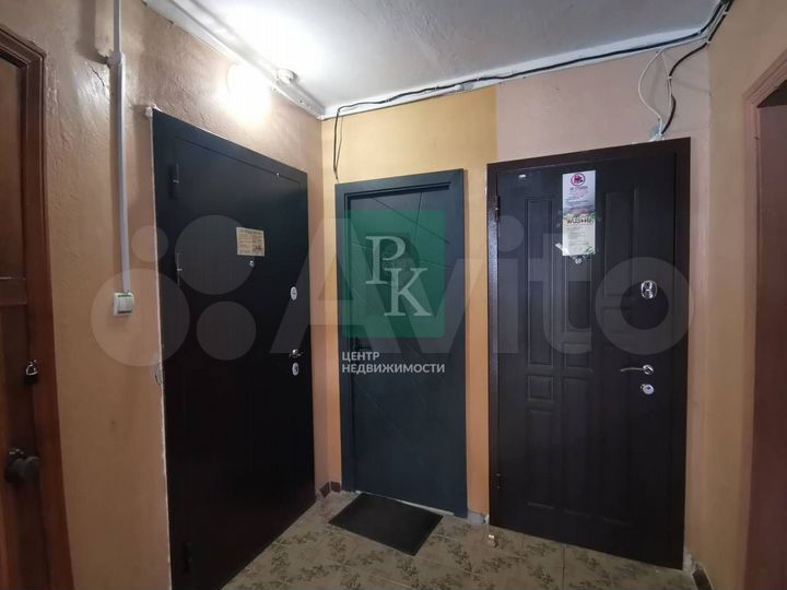 Помещение 13,5 м2 на пр. Победы