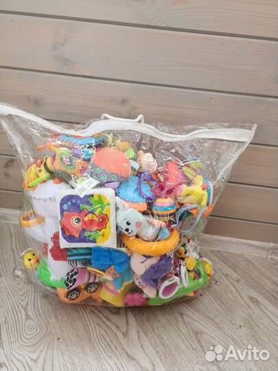Детские игрушки от 0 до 2 лет