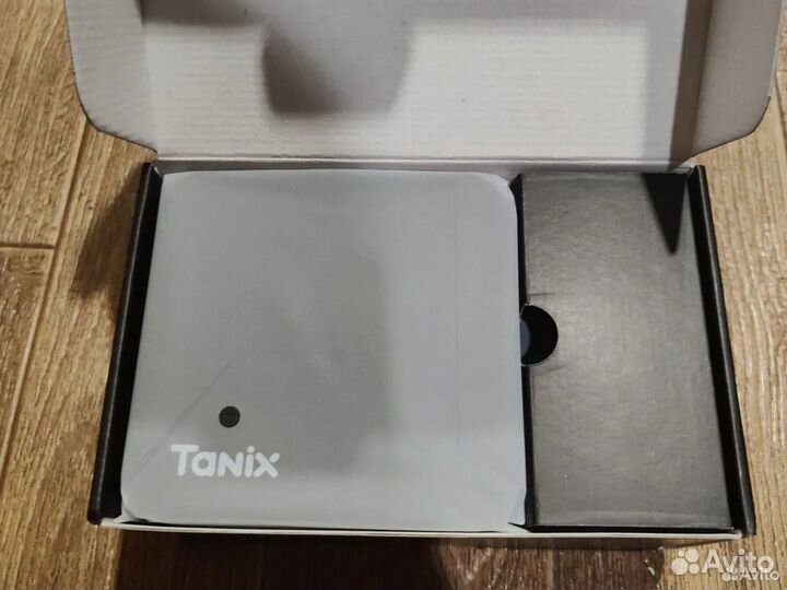 Андроид Тв Tanix W2 4/32gb настроены, прошиты