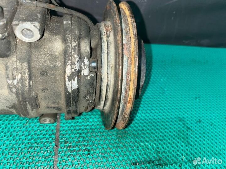 Компрессор кондиционера Land Rover Discovery3 L319