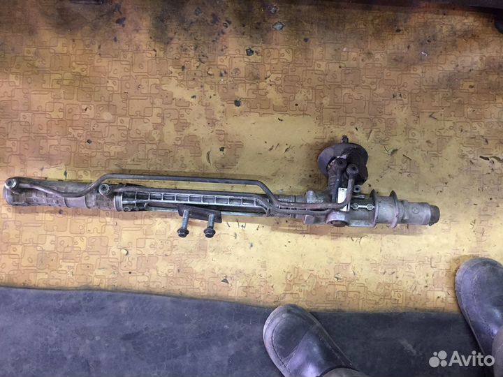 Рулевая рейка опель астра 1994год