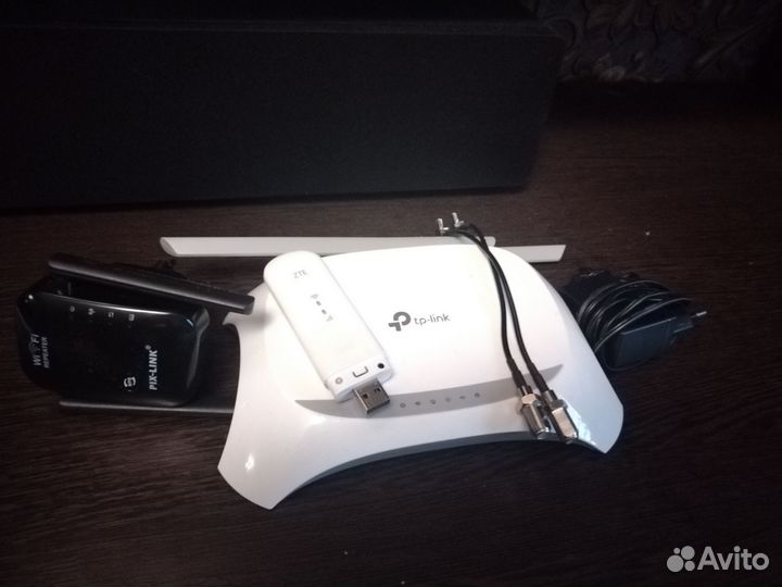 Роутер TP-Link, модем zte, репитер