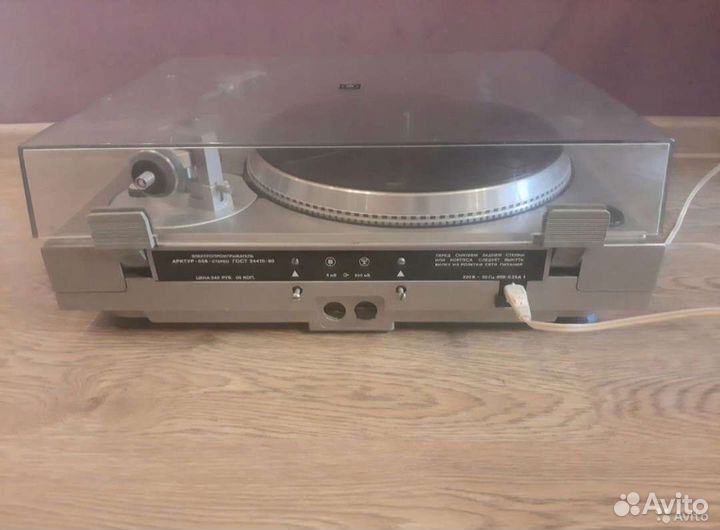 Радиоприемники, магнитола, проигрыватель, колонки