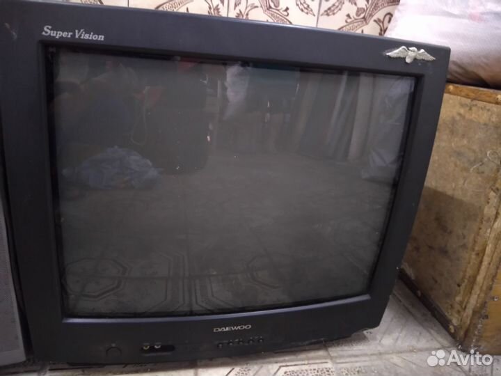 Телевизор б/у