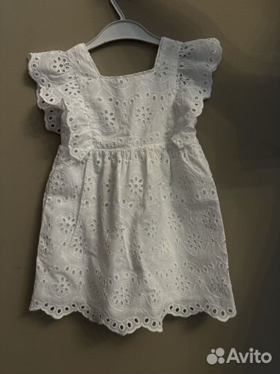 Платье Zara кружевное белое