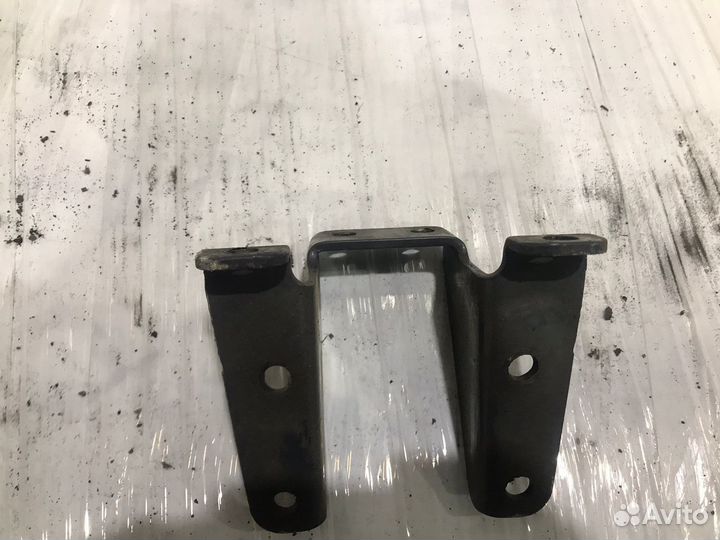 1854878 Кронштейн крыла Scania 5-series