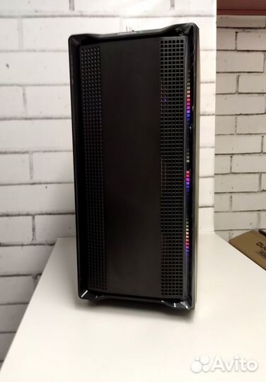 Новый топовый игровой компьютер в сборе