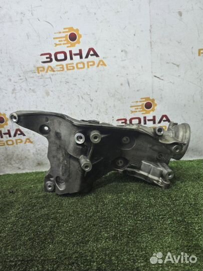 Корпус масляного фильтра Audi A3 8P BYT 2007