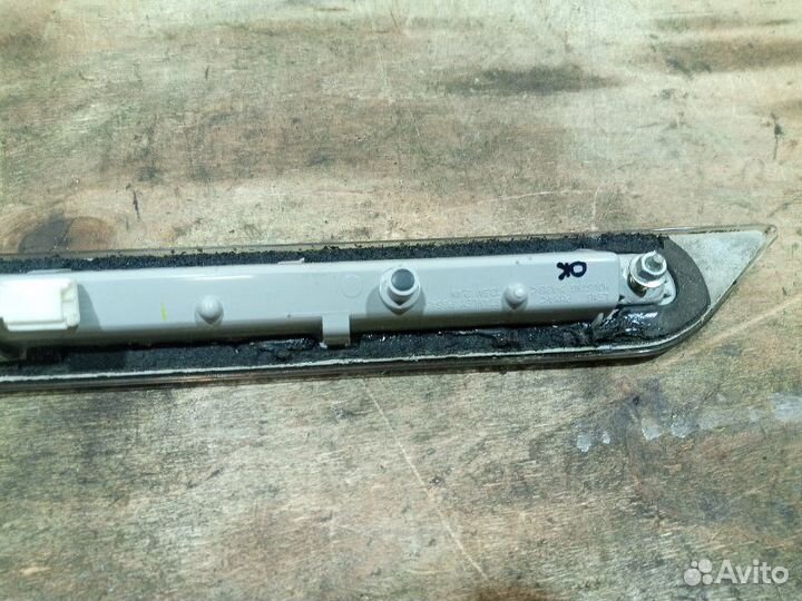 Фонарь задний (стоп сигнал) Nissan X-Trail T31