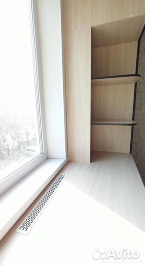 Рабочая зона у окна