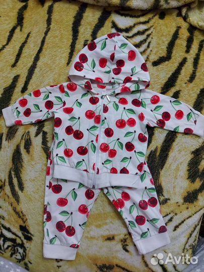 Пакет одежды на девочку 56-68