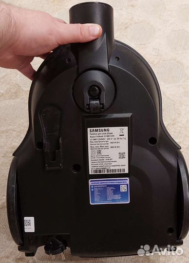 Пылесос Samsung SC18M21C0VN