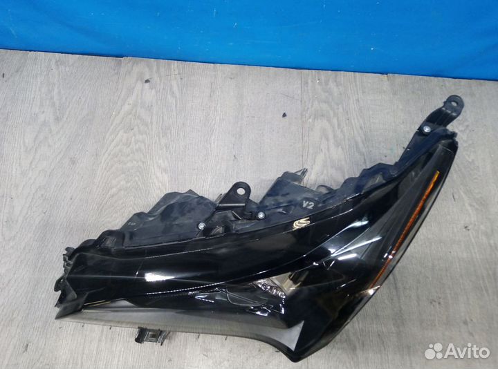 Фара левая Lexus NX 1 2014