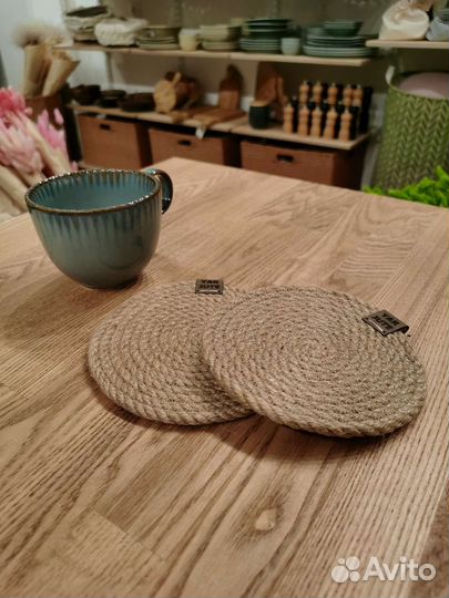 Подставка под горячее